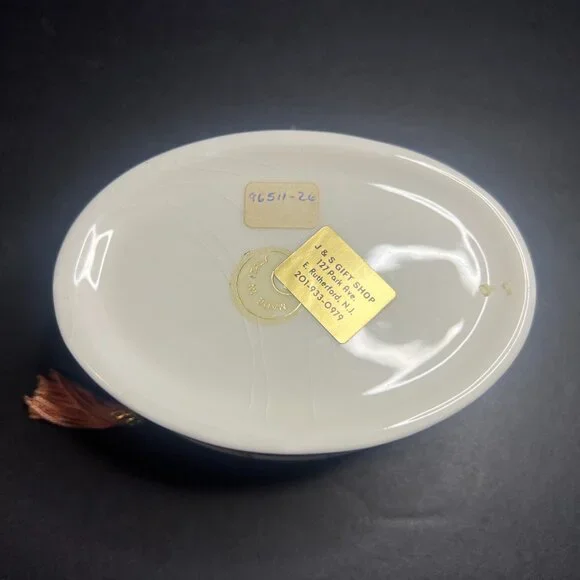 VTG MCM Berger Italian Porcelain Hinged Cherubs Angels Oval Trinket Box w Tassel - Picture 6 of 6